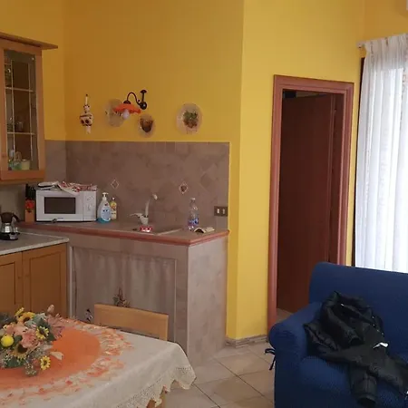Casa Vacanze- Anna Apartment *